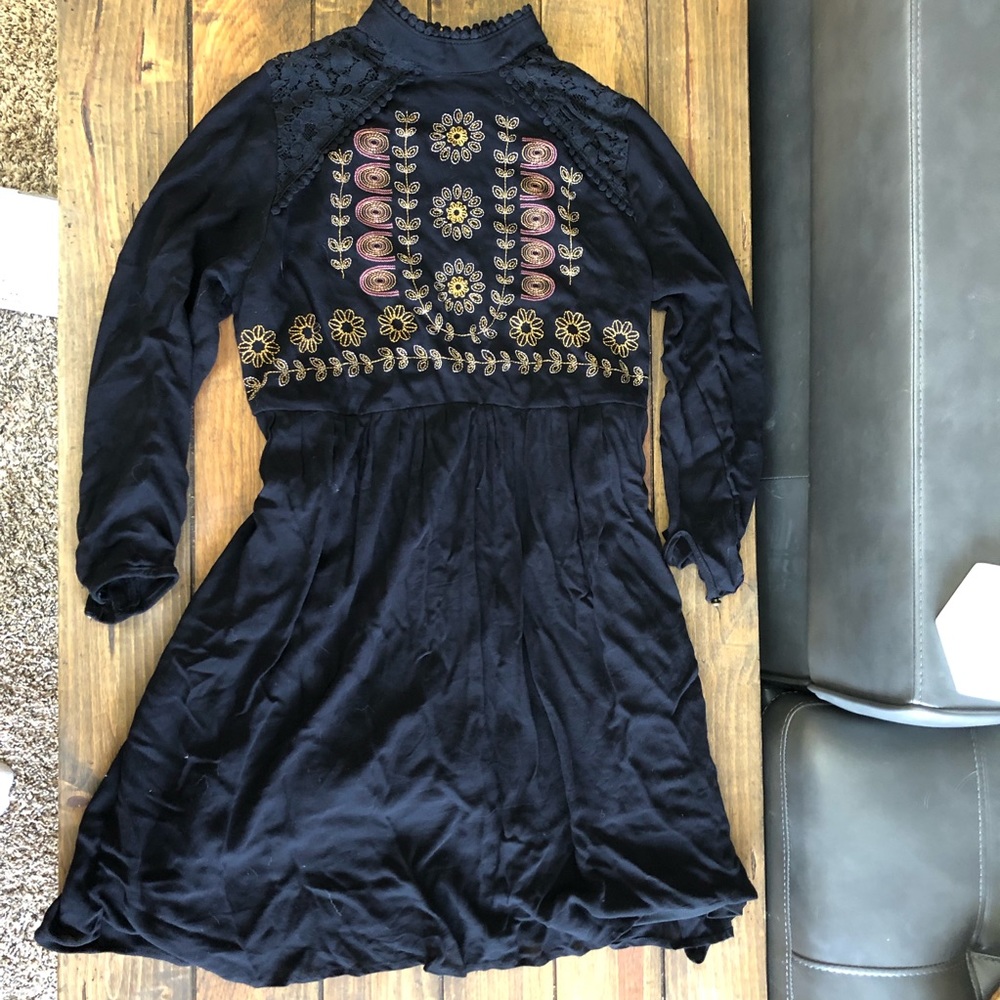 High neck casual black dress